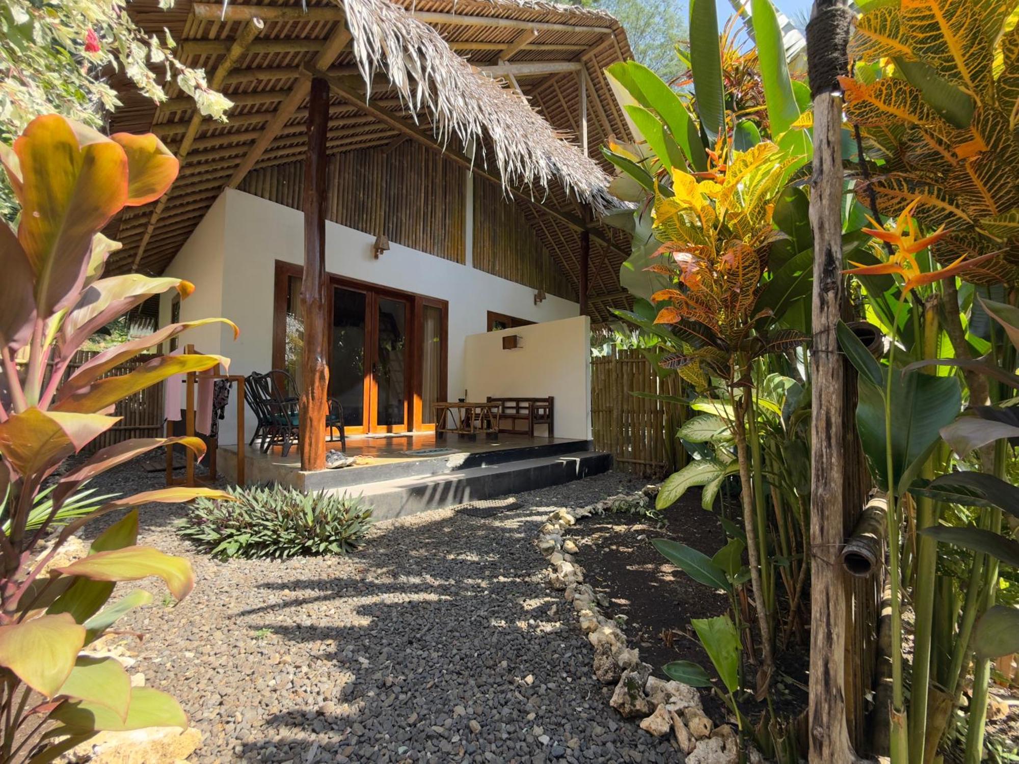 Rnv Eco Resort Bungalows Batukaras Kültér fotó