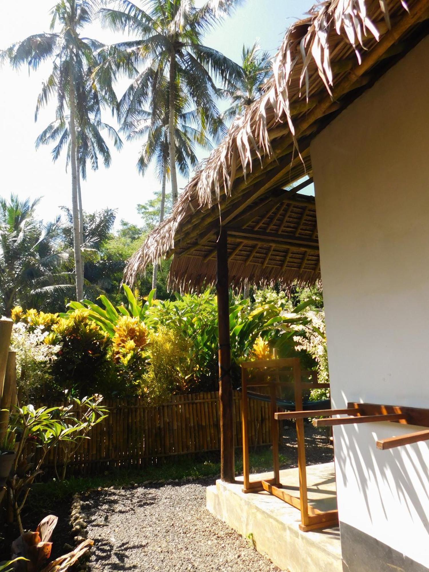 Rnv Eco Resort Bungalows Batukaras Kültér fotó