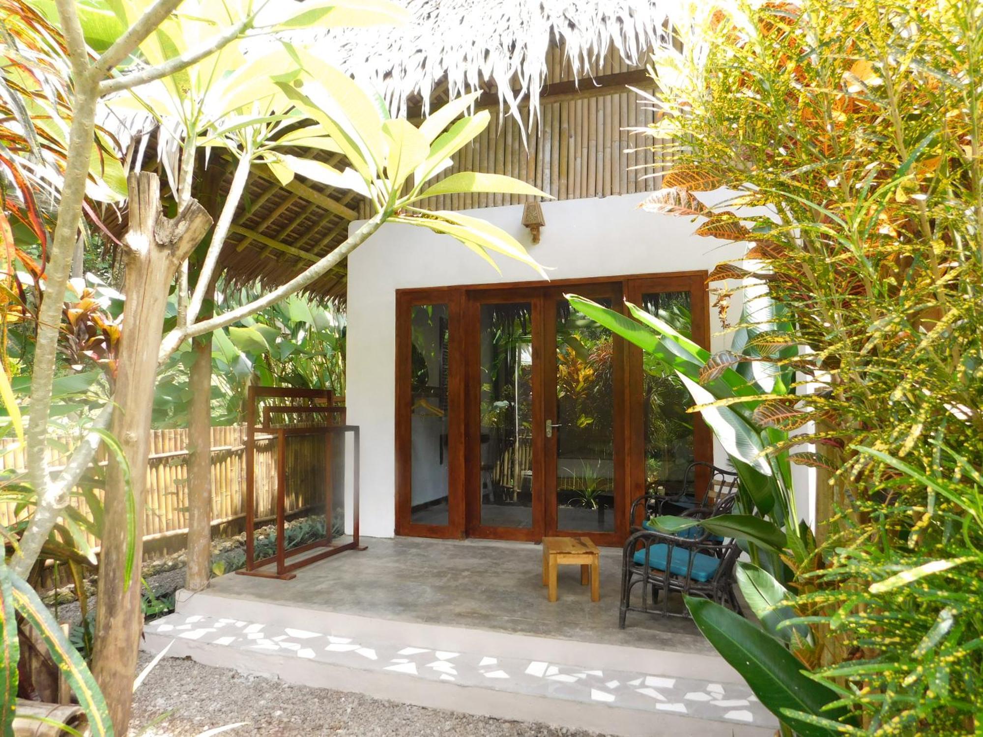 Rnv Eco Resort Bungalows Batukaras Kültér fotó