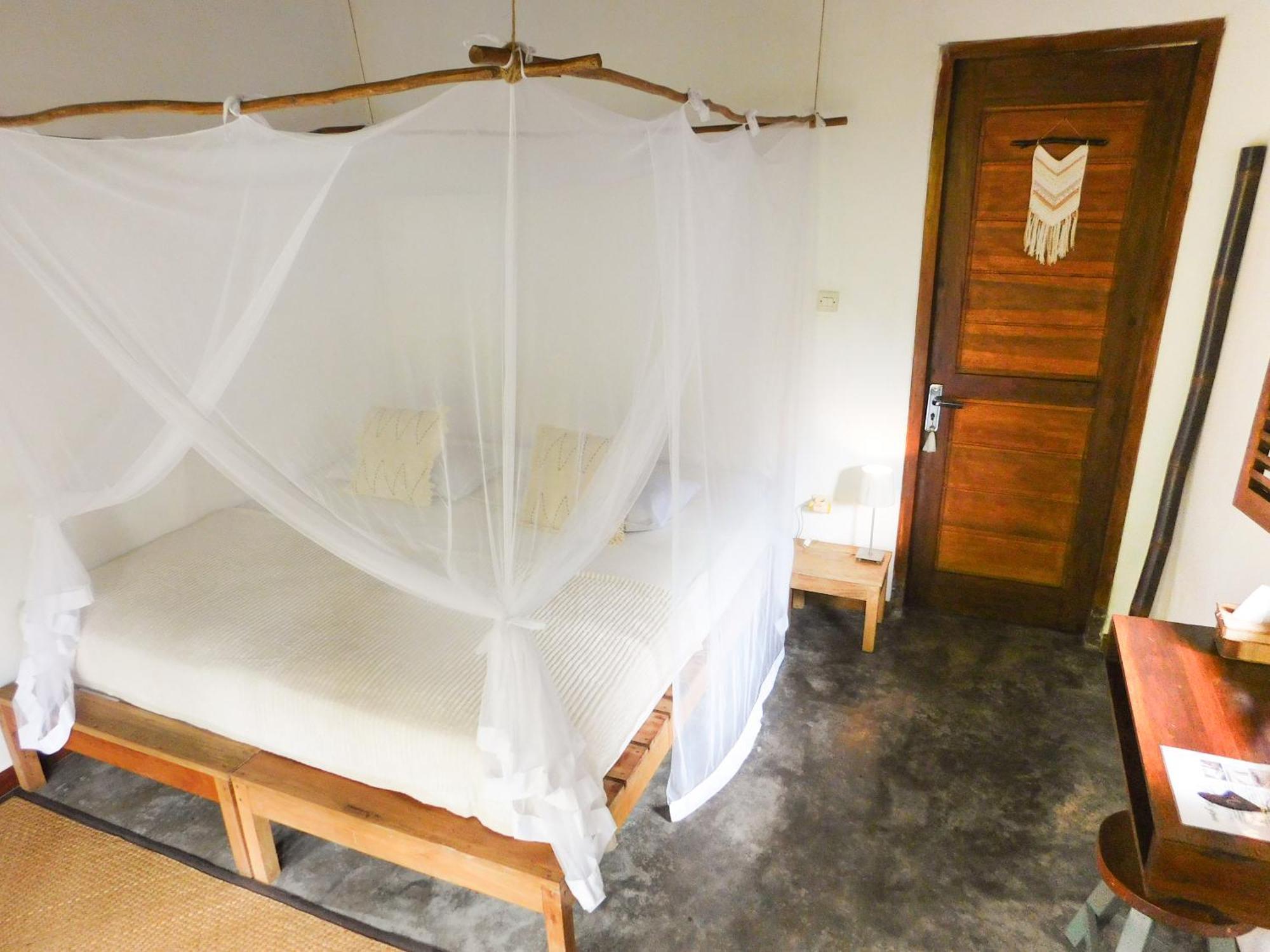 Rnv Eco Resort Bungalows Batukaras Kültér fotó